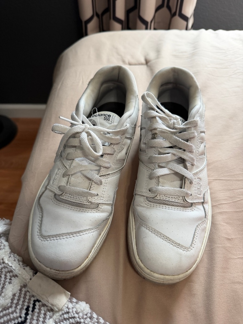 New Balance Men’s White Low-Top Sneakers